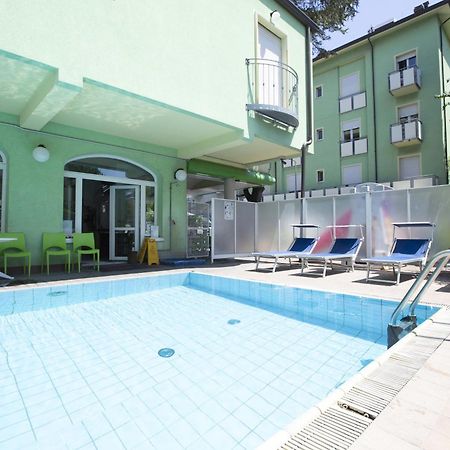 Residence Eurogarden ริมินี ภายนอก รูปภาพ