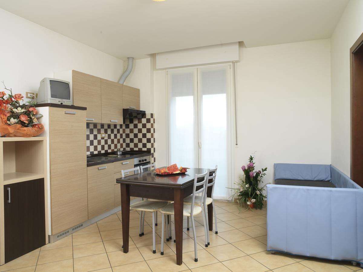 Residence Eurogarden ริมินี ภายนอก รูปภาพ