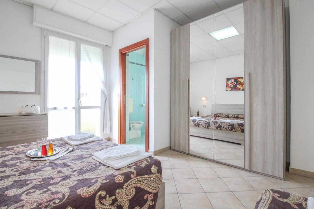 Residence Eurogarden ริมินี ภายนอก รูปภาพ